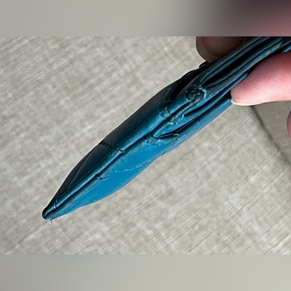 CHANEL Quilted Chanel 19 Card Holder
Wallet - Picture 12 of 14